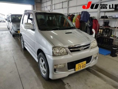 DAIHATSU TERIOS KID