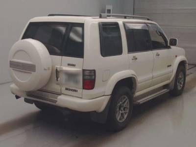 ISUZU BIGHORN