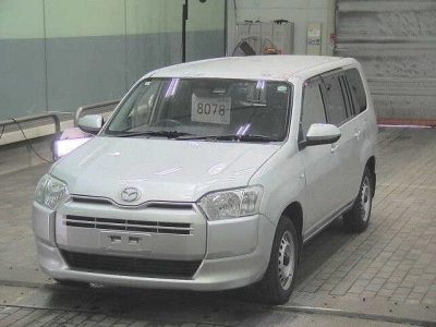 MAZDA FAMILIA VAN