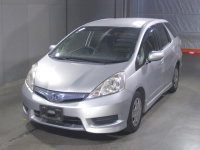 HONDA FIT SHUTTLE HYBRID