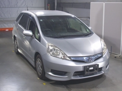 HONDA FIT SHUTTLE HYBRID