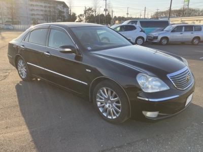 TOYOTA CROWN MAJESTA