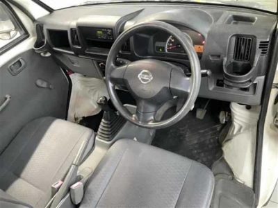 NISSAN NT100 CLIPPER