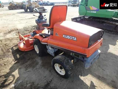 KUBOTA KUBOTA