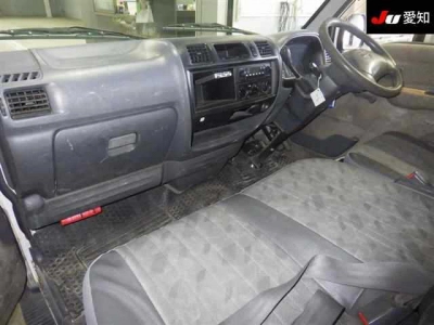 NISSAN VANETTE TRUCK