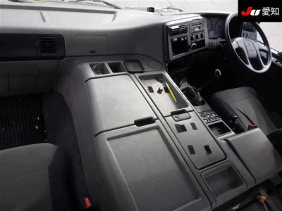 MITSUBISHI FUSO SUPER GREAT