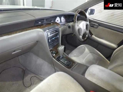 NISSAN LAUREL