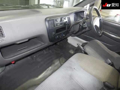 TOYOTA LITE ACE TRUCK