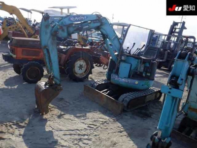 KUBOTA KUBOTA