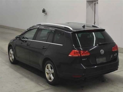 VOLKSWAGEN GOLF VARIANT