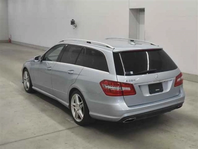 MERCEDES BENZ E CLASS STATION WAGON
