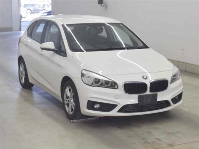 BMW 2 SERIES