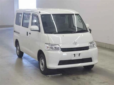 TOYOTA TOWN ACE VAN