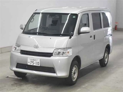 TOYOTA TOWN ACE VAN