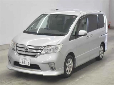 NISSAN SERENA