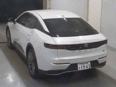 TOYOTA CROWN CROSSOVER