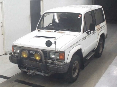 ISUZU BIGHORN