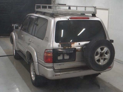 TOYOTA LAND CRUISER 100