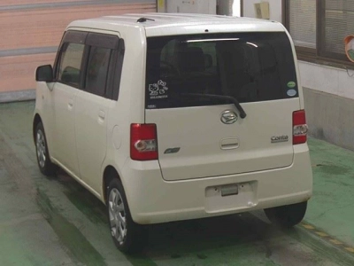 DAIHATSU MOVE CONTE