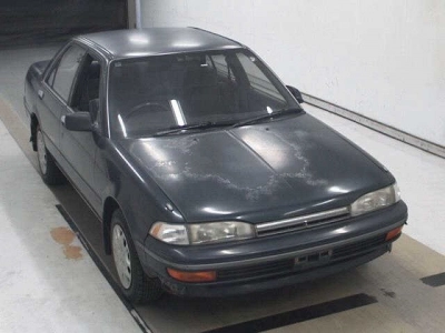 TOYOTA CARINA