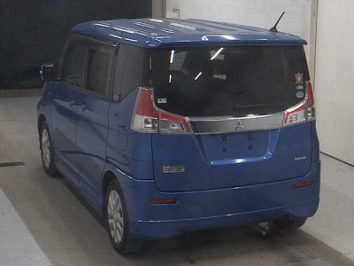 MITSUBISHI DELICA D:2