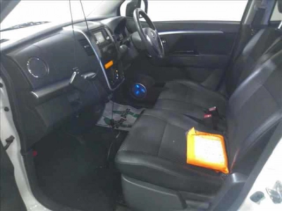 SUZUKI WAGON R STINGRAY