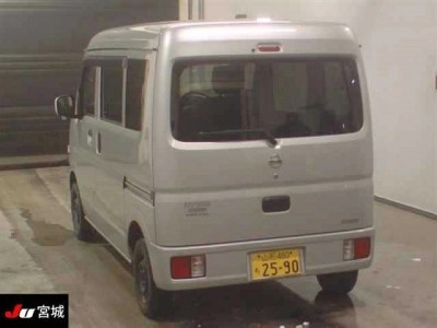 NISSAN NV100 CLIPPER