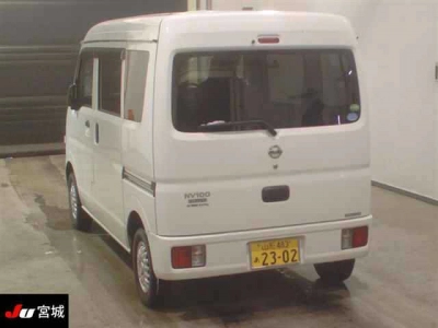 NISSAN NV100 CLIPPER