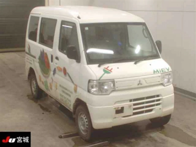 MITSUBISHI MINICAB