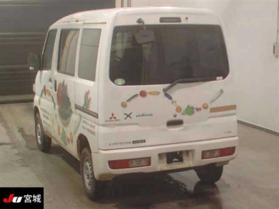 MITSUBISHI MINICAB