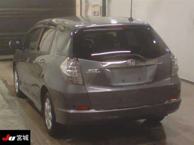 HONDA FIT SHUTTLE