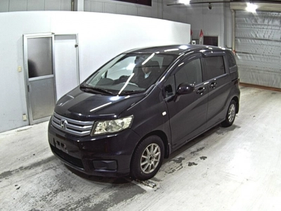 HONDA FREED SPIKE