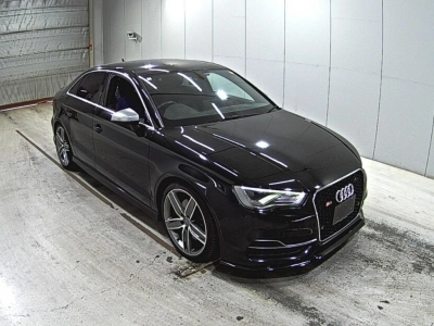 AUDI S3 SEDAN