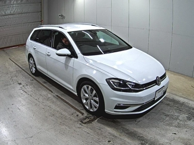 VOLKSWAGEN GOLF VARIANT