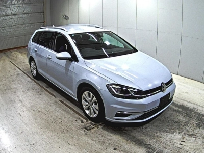 VOLKSWAGEN GOLF VARIANT