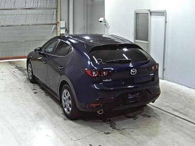 MAZDA MAZDA3 FASTBACK