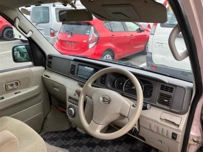 DAIHATSU ATRAI WAGON