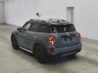 MINI MINI CROSSOVER