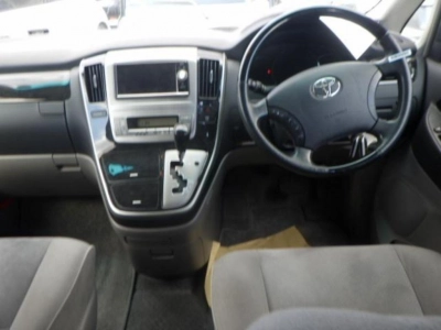 TOYOTA ALPHARD V