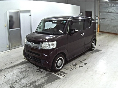 HONDA N-BOX SLASH