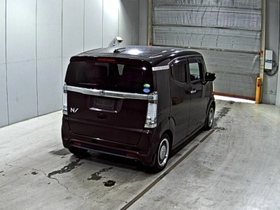 HONDA N-BOX SLASH