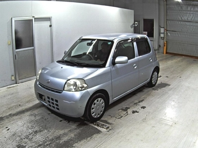 DAIHATSU ESSE