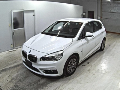 BMW 2 SERIES