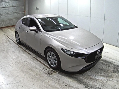 MAZDA MAZDA3 FASTBACK