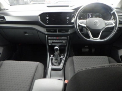 VOLKSWAGEN T-CROSS