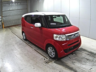 HONDA N-BOX SLASH