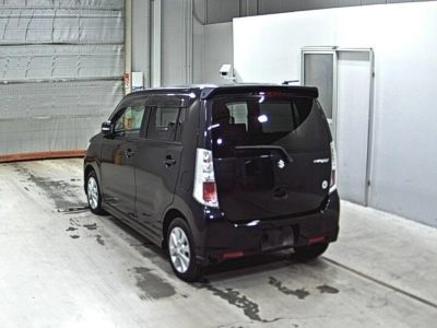 SUZUKI WAGON R STINGRAY