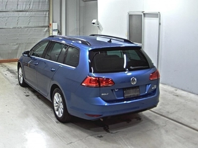 VOLKSWAGEN GOLF VARIANT
