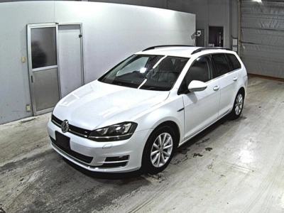 VOLKSWAGEN GOLF VARIANT