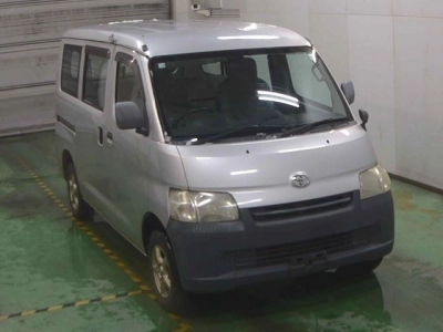 TOYOTA LITE ACE VAN